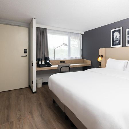 Отель Campanile Prime - Nimes Centre Экстерьер фото