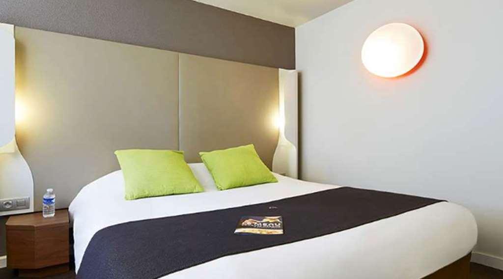 Отель Campanile Prime - Nimes Centre Номер фото