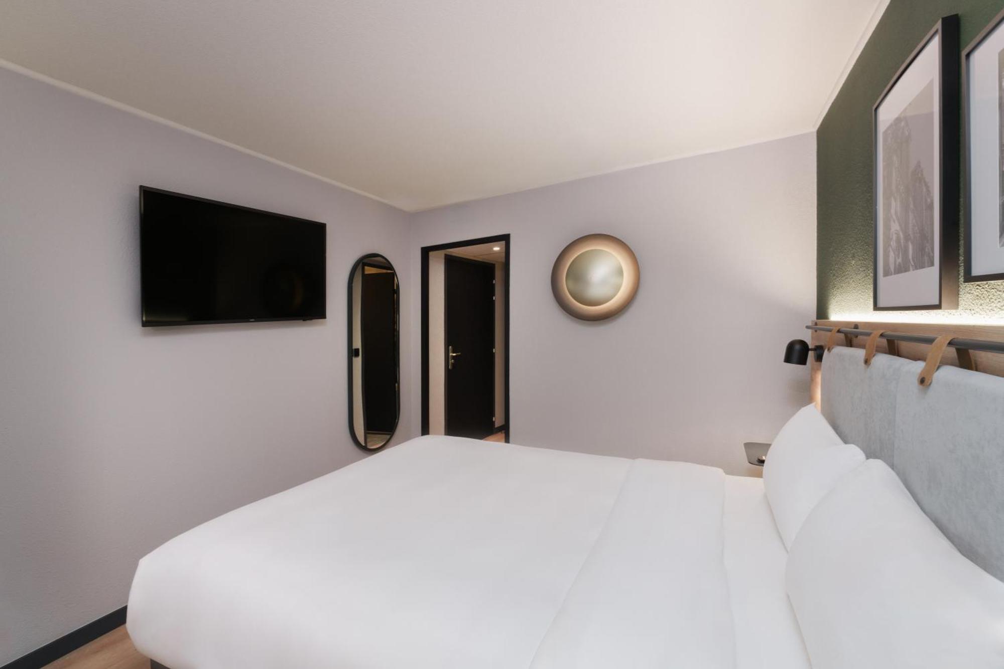 Отель Campanile Prime - Nimes Centre Номер фото