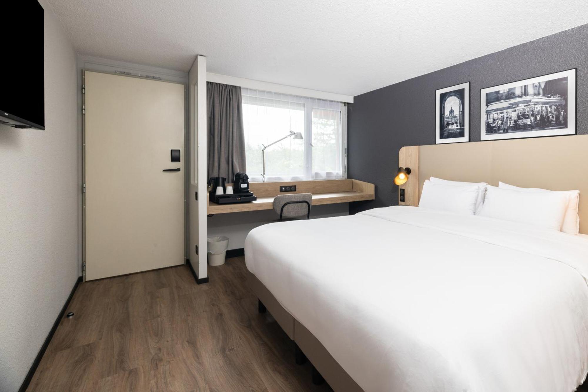 Отель Campanile Prime - Nimes Centre Экстерьер фото