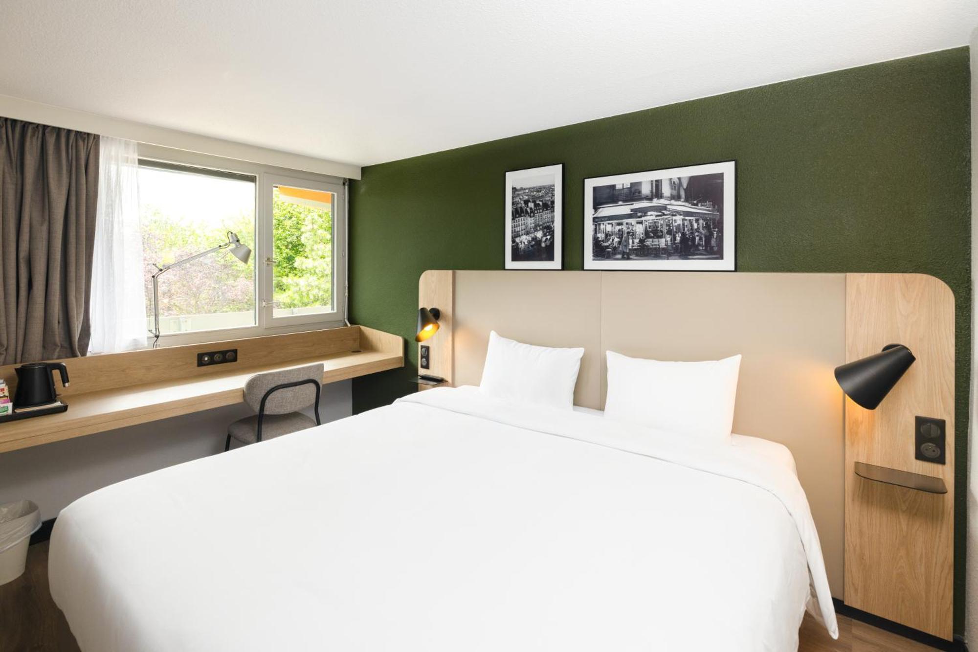 Отель Campanile Prime - Nimes Centre Экстерьер фото